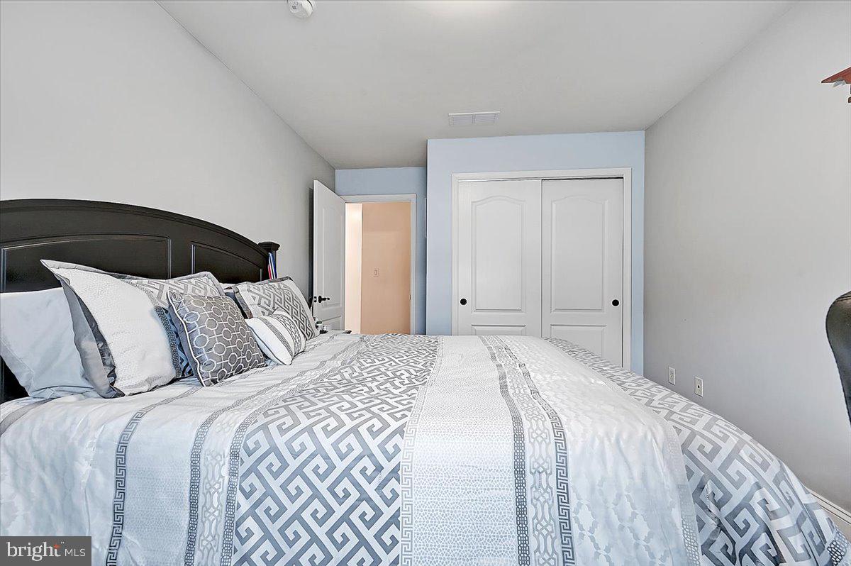 BYERS STATION - Residential Lease
