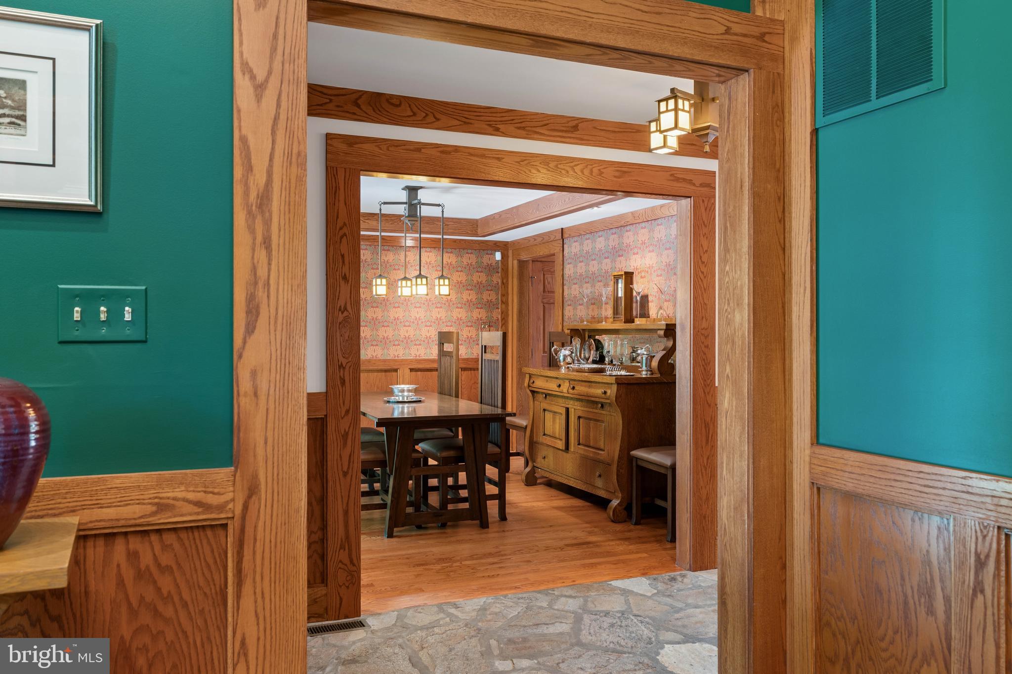 MEADOWOOD - Residential