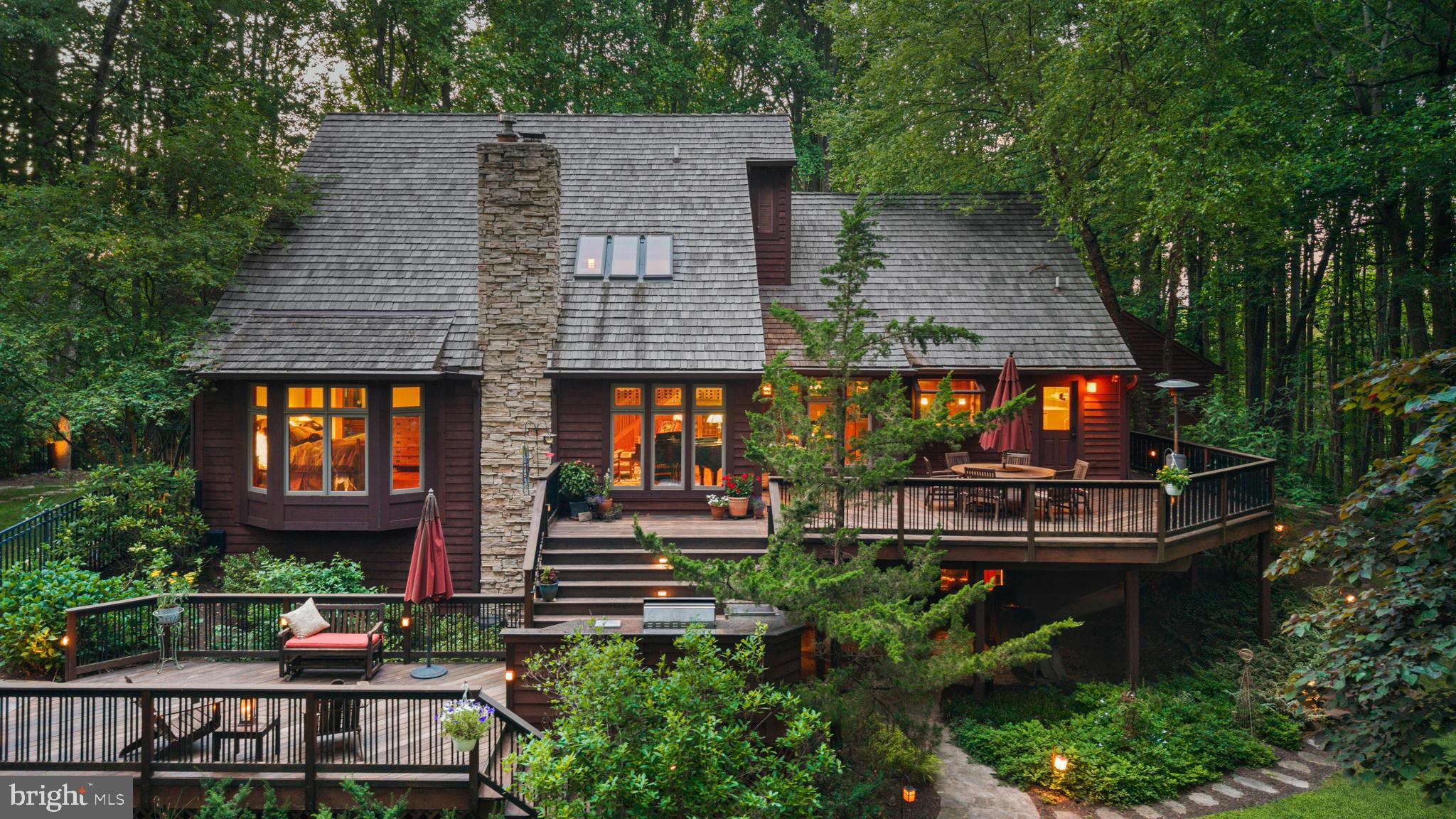 MEADOWOOD - Residential