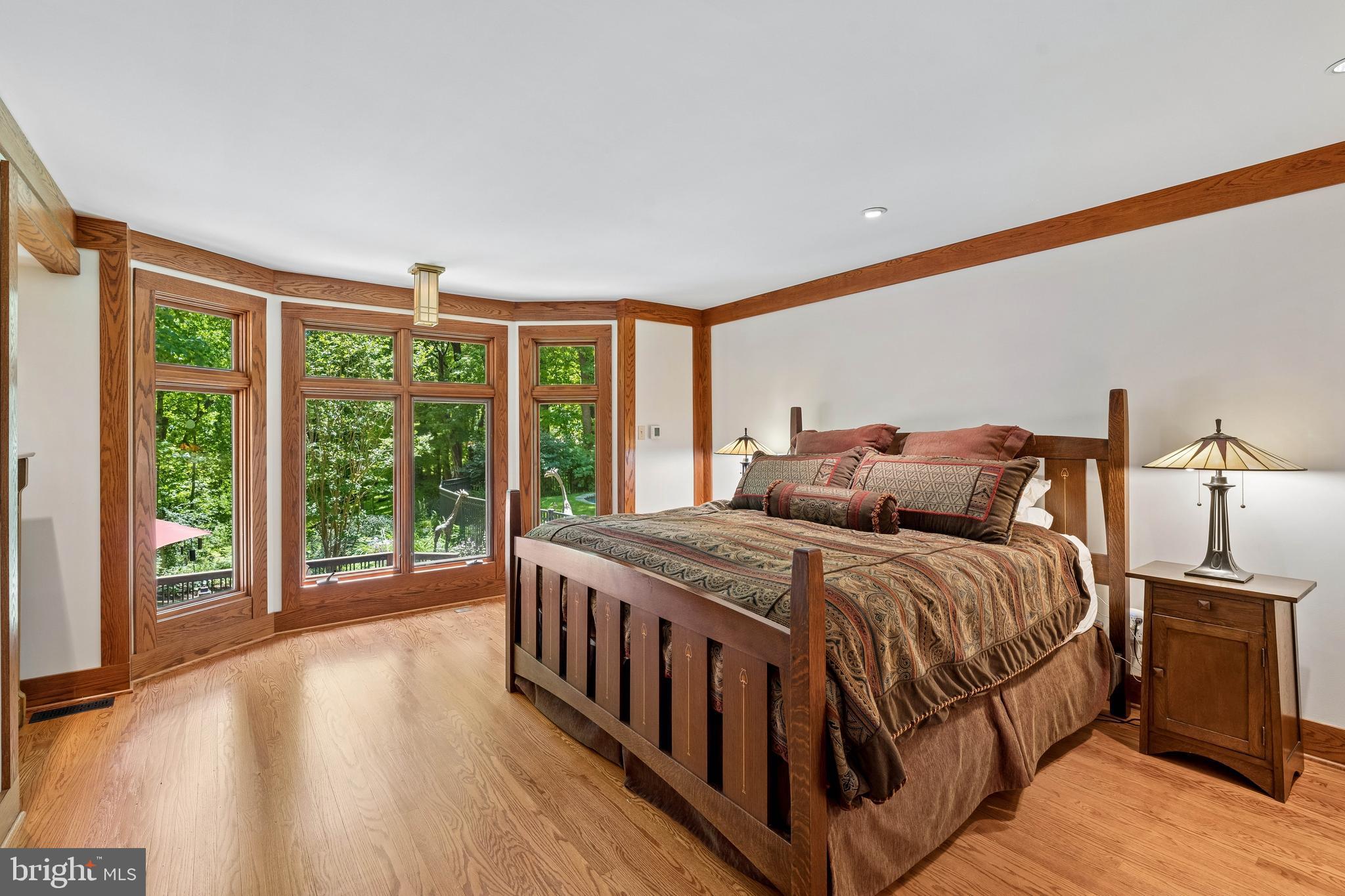 MEADOWOOD - Residential