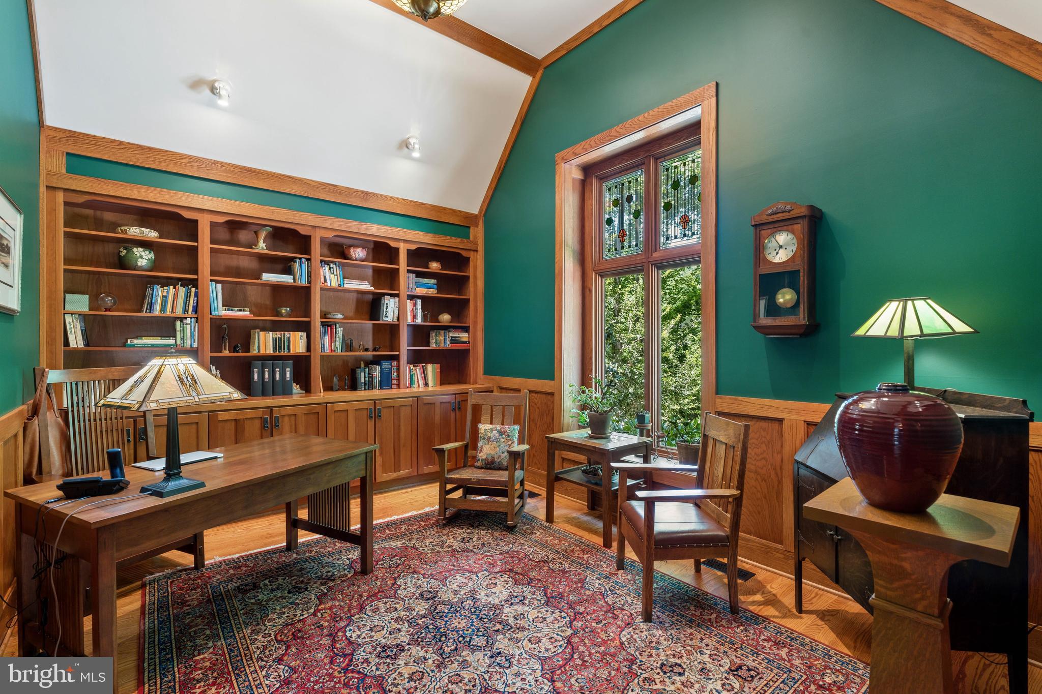 MEADOWOOD - Residential