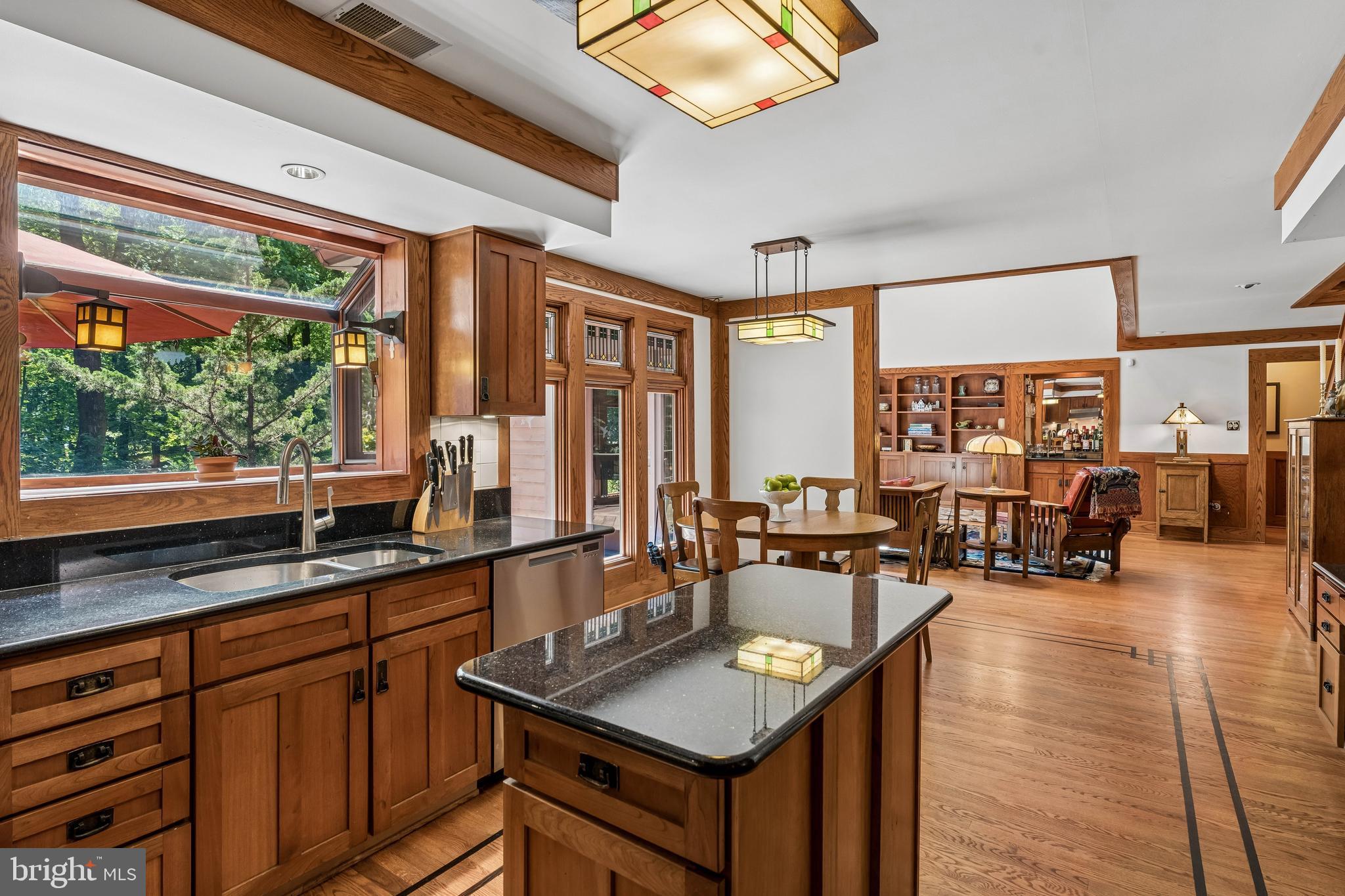 MEADOWOOD - Residential