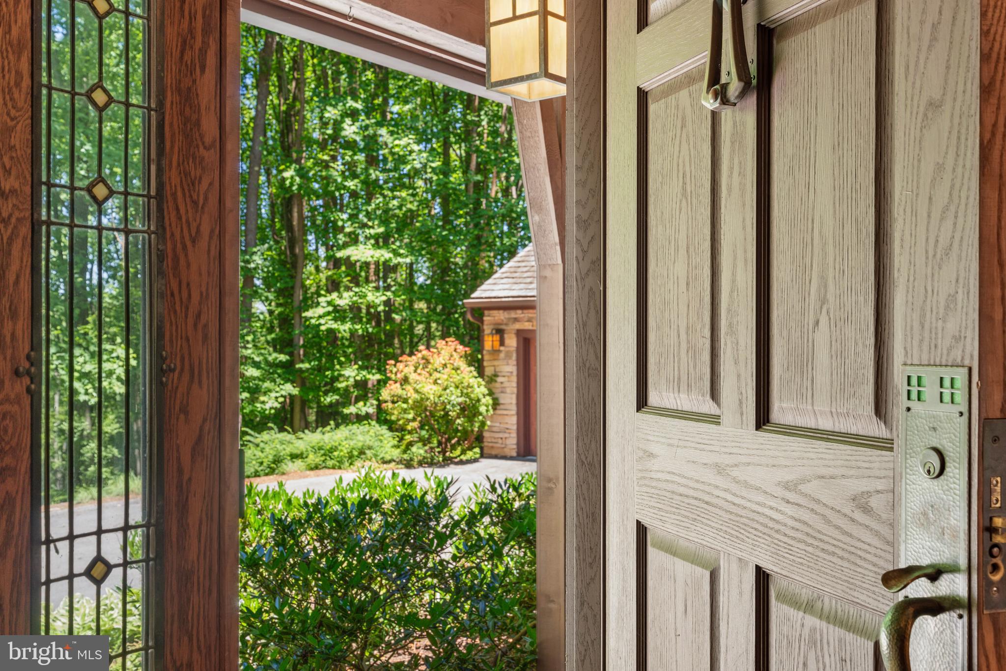 MEADOWOOD - Residential