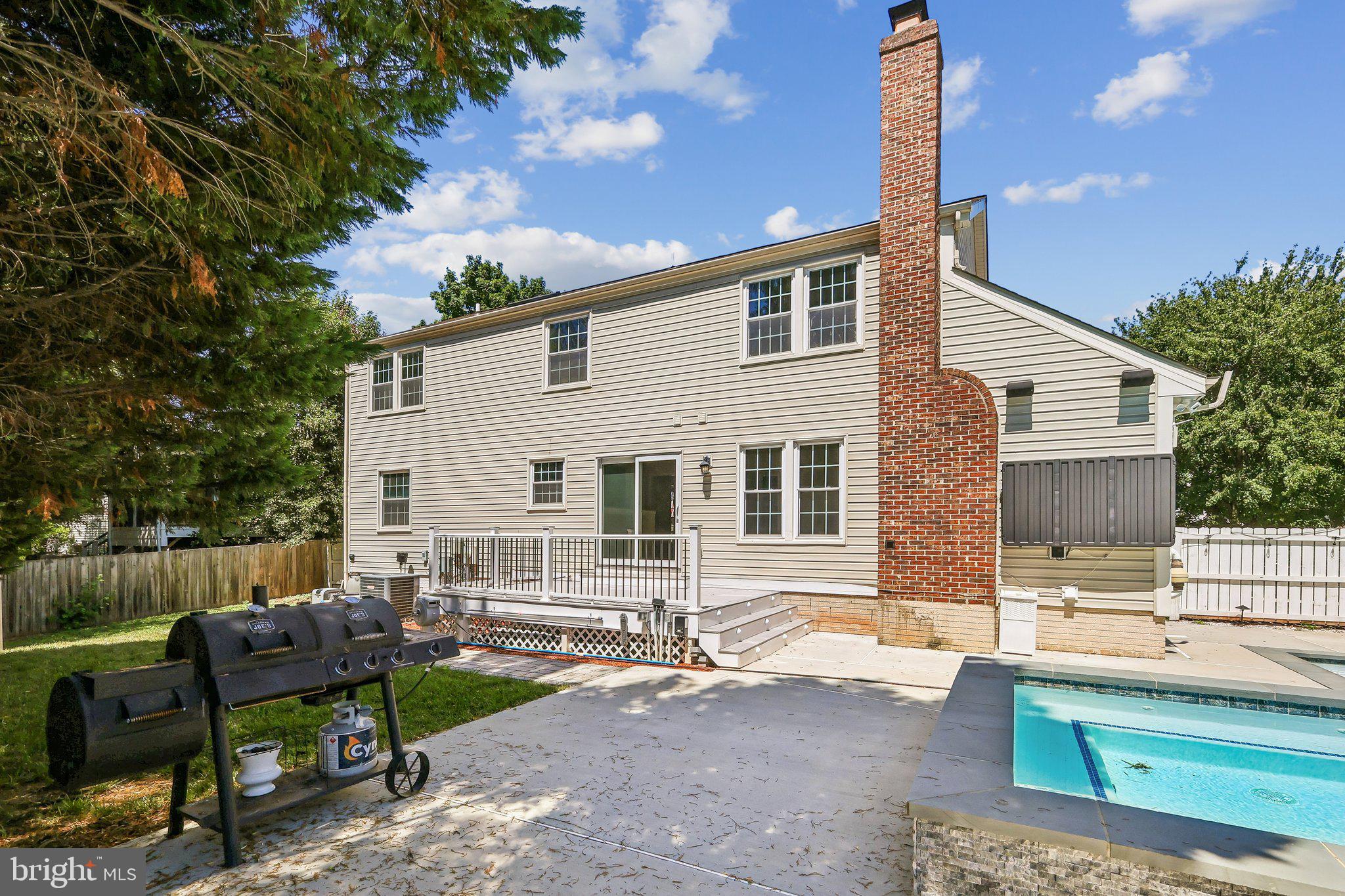 JACKSON MANOR - Residential