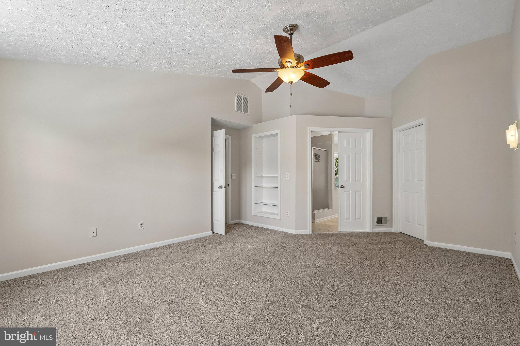 JACKSON MANOR - Residential