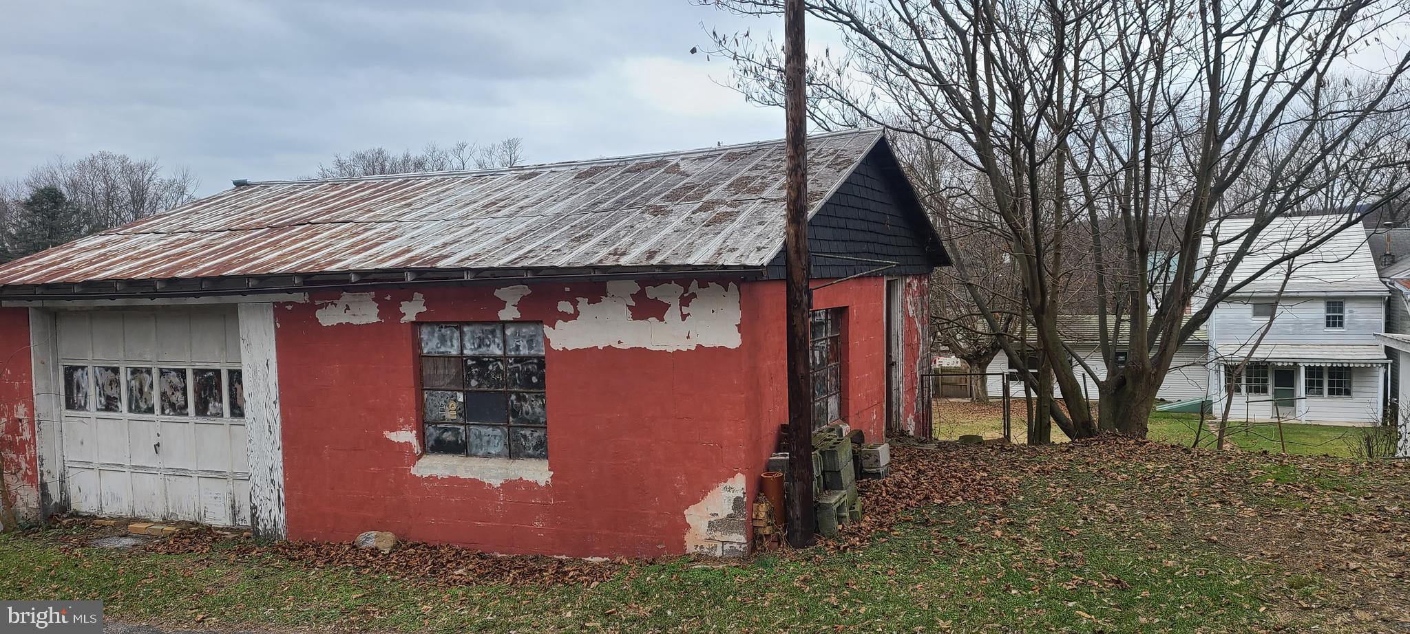 LOWER MAHANOY TOWNSHIP - Residential