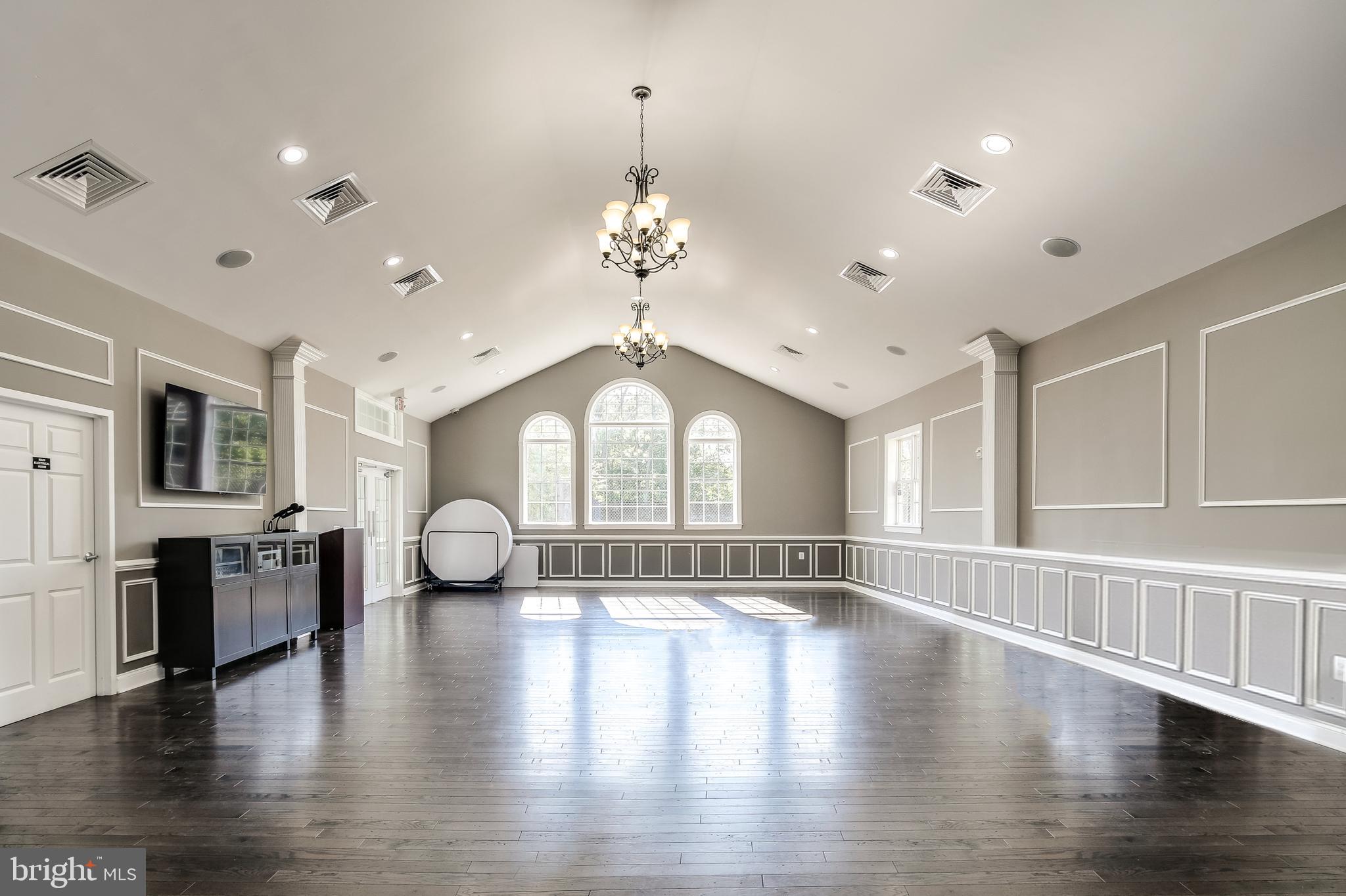 THE ENCLAVE AT ARUNDEL PRESERVE - Residential Lease