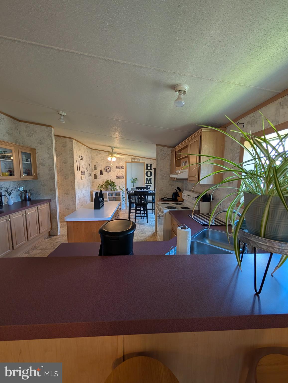 LAKESIDE PARK - Residential