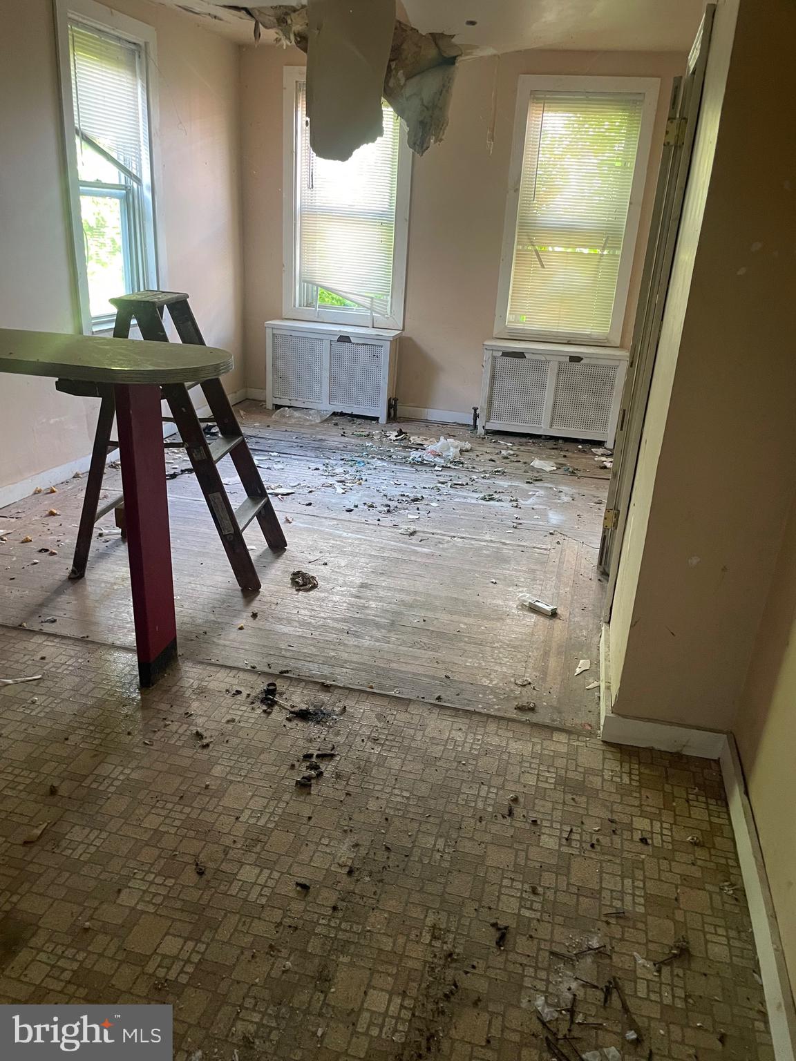 WEST PHILADELPHIA - Residential