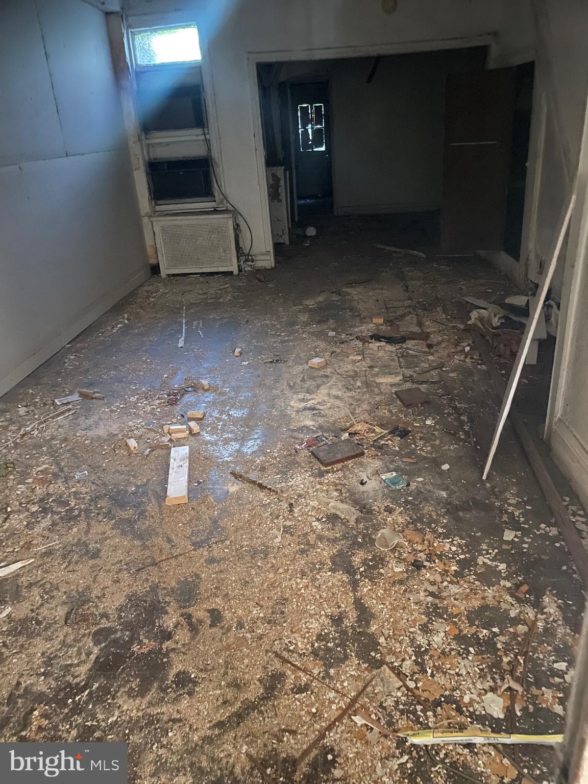 WEST PHILADELPHIA - Residential