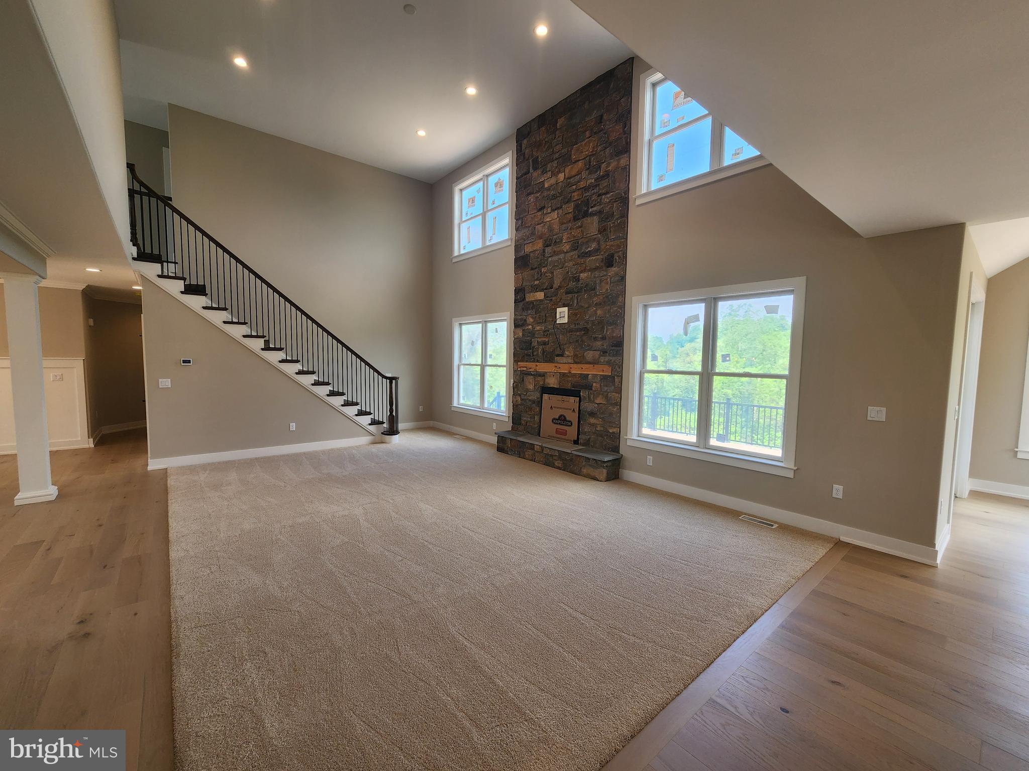 OAK HILL - Residential