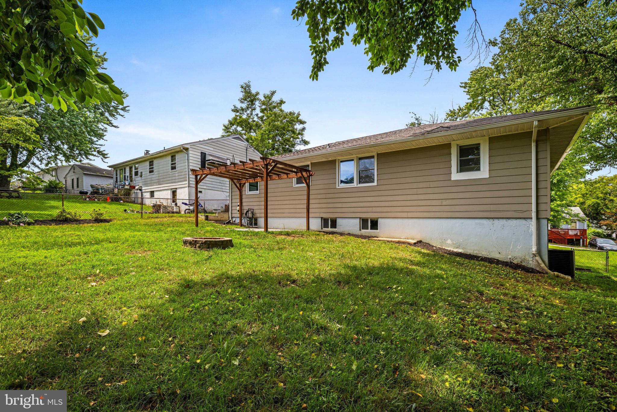 PAROLE HEIGHTS - Residential