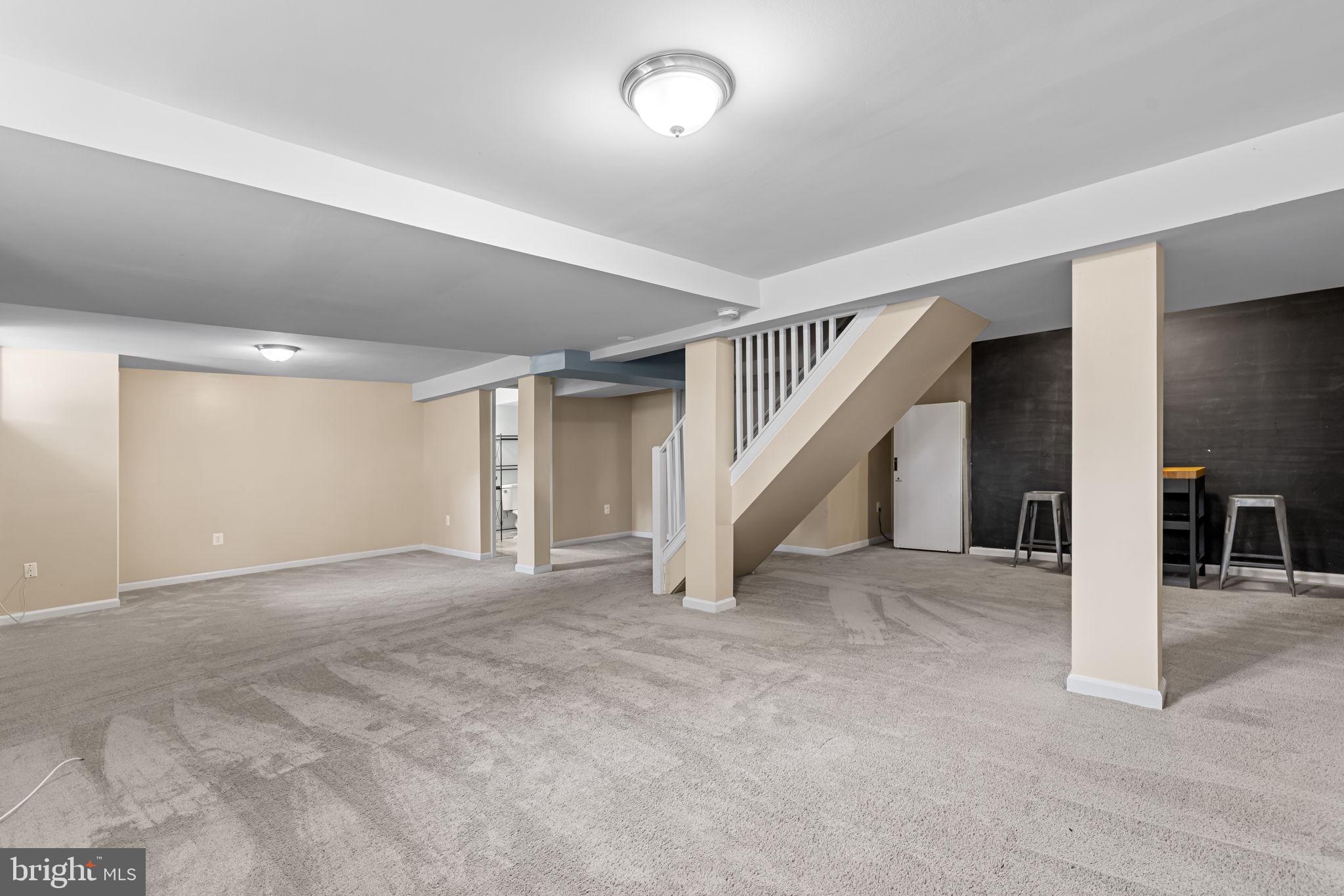 PAROLE HEIGHTS - Residential