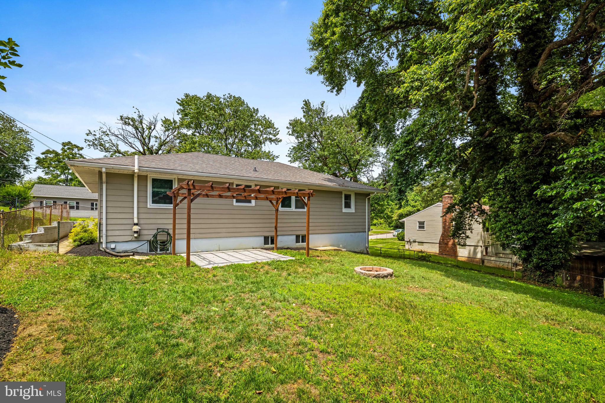 PAROLE HEIGHTS - Residential