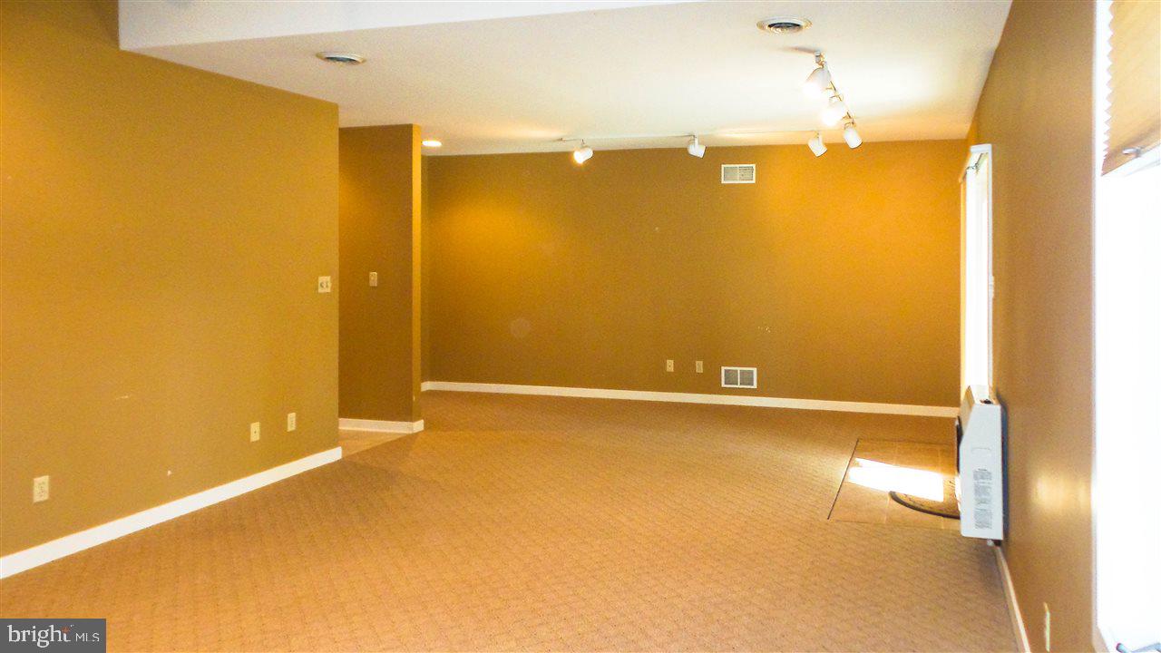 HERITAGE HILLS - Residential