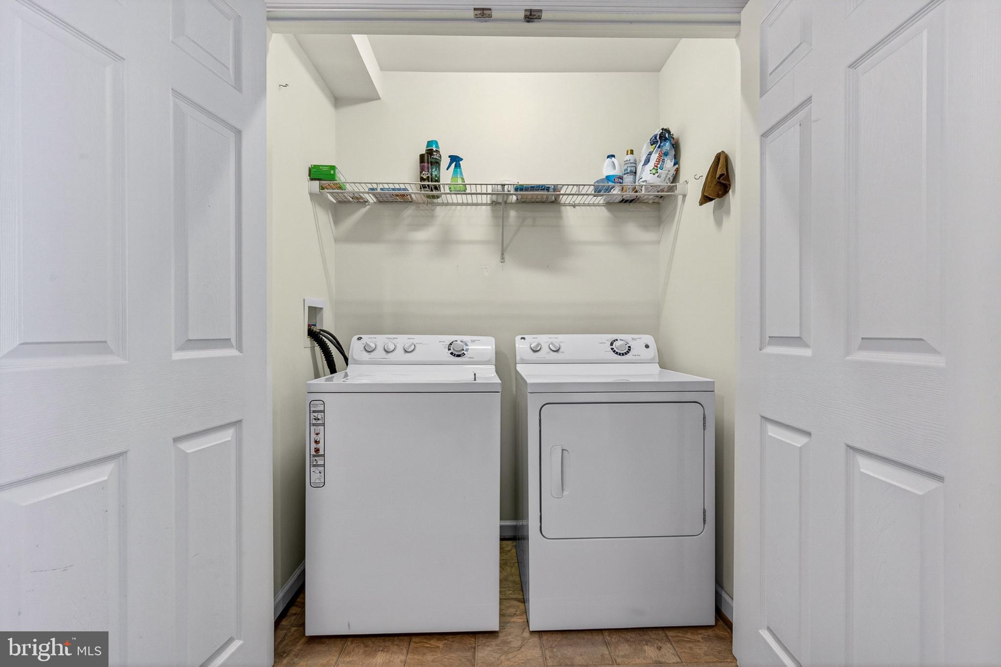 CARRIAGE HILLS TOWNHOUSE - Residential