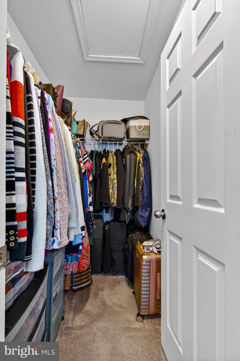 CARRIAGE HILLS TOWNHOUSE - Residential