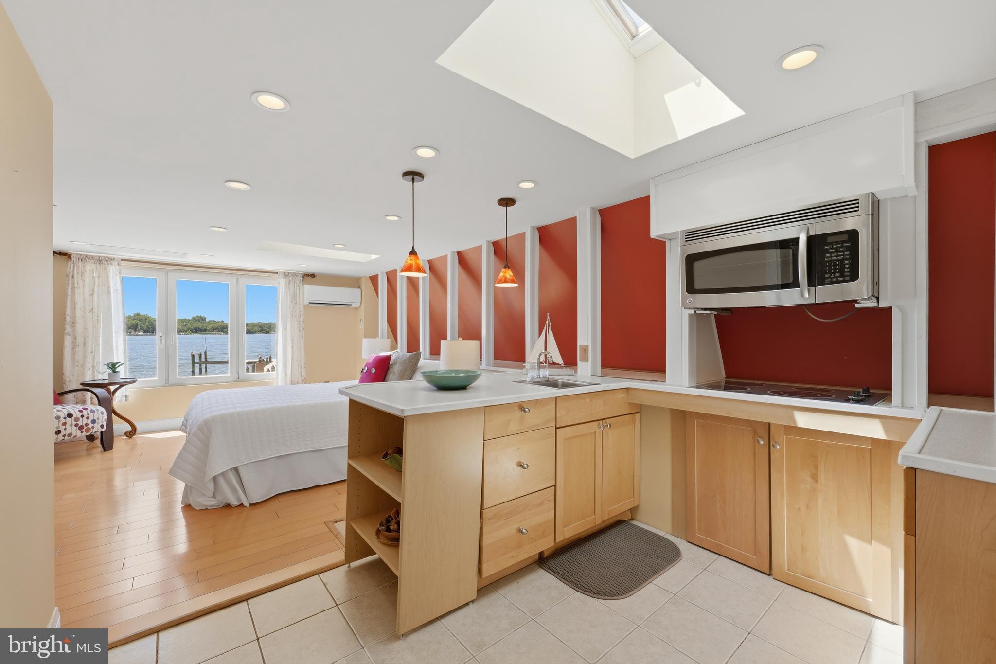 BAYSIDE BEACH - Residential