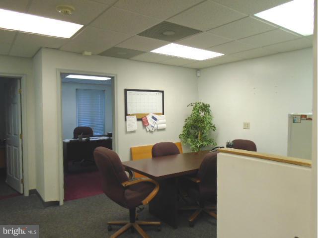 RIVERTOWNE SUITES OFFICE - Commercial Lease