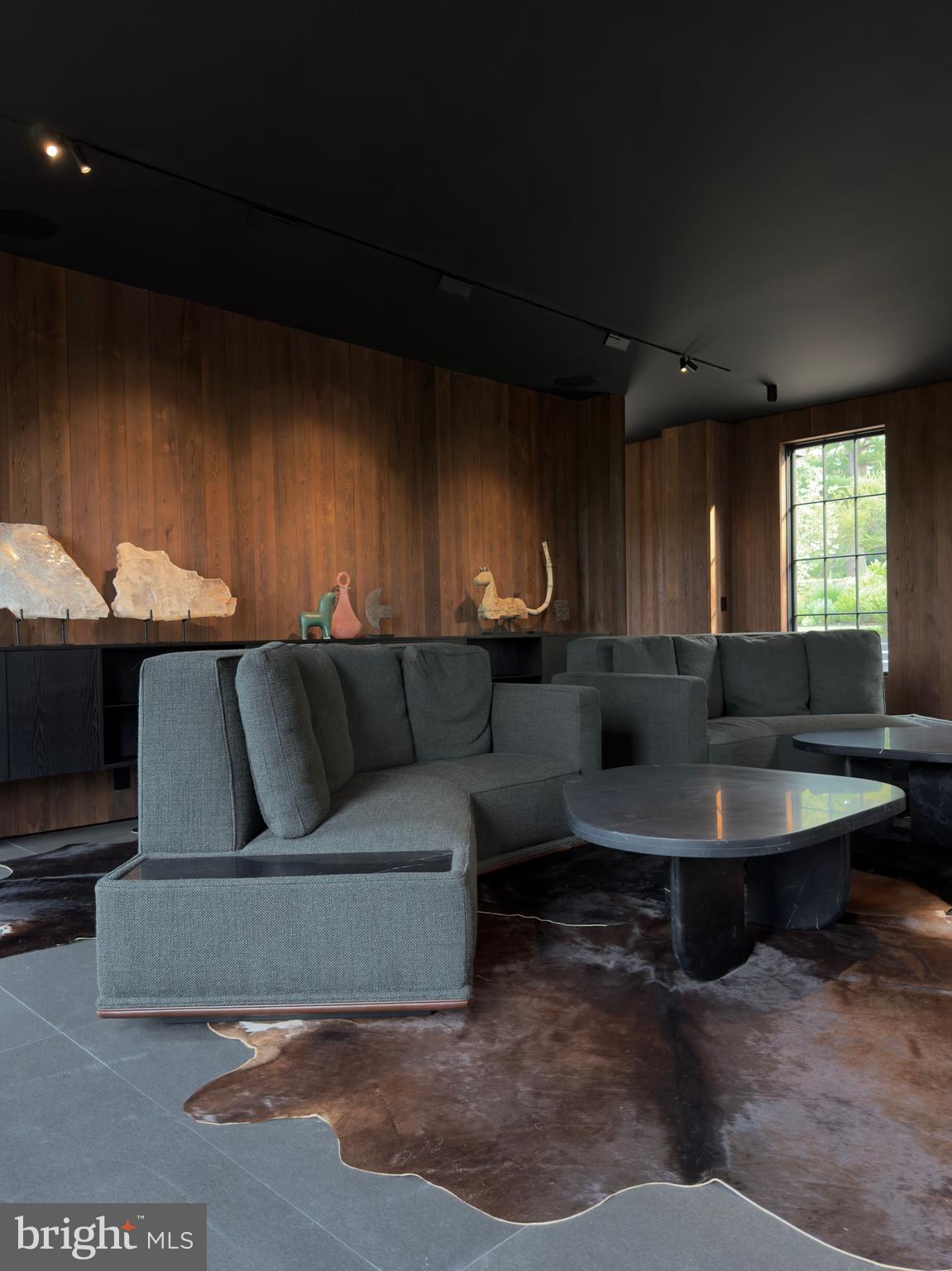 NON AVAILABLE - Residential