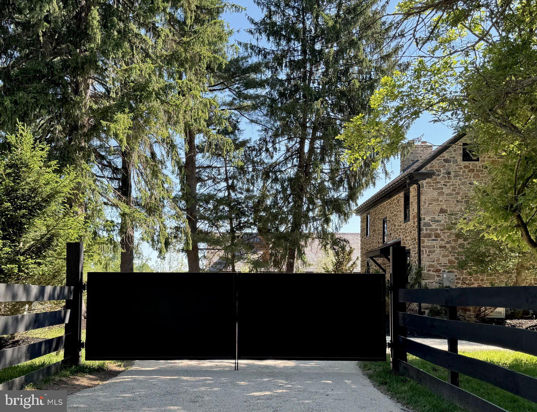 NON AVAILABLE - Residential
