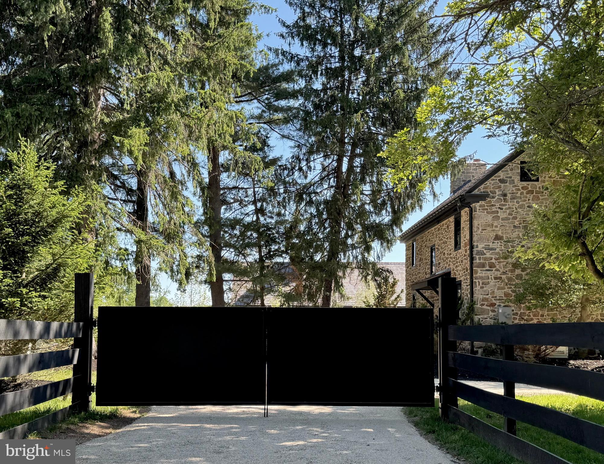 NON AVAILABLE - Residential