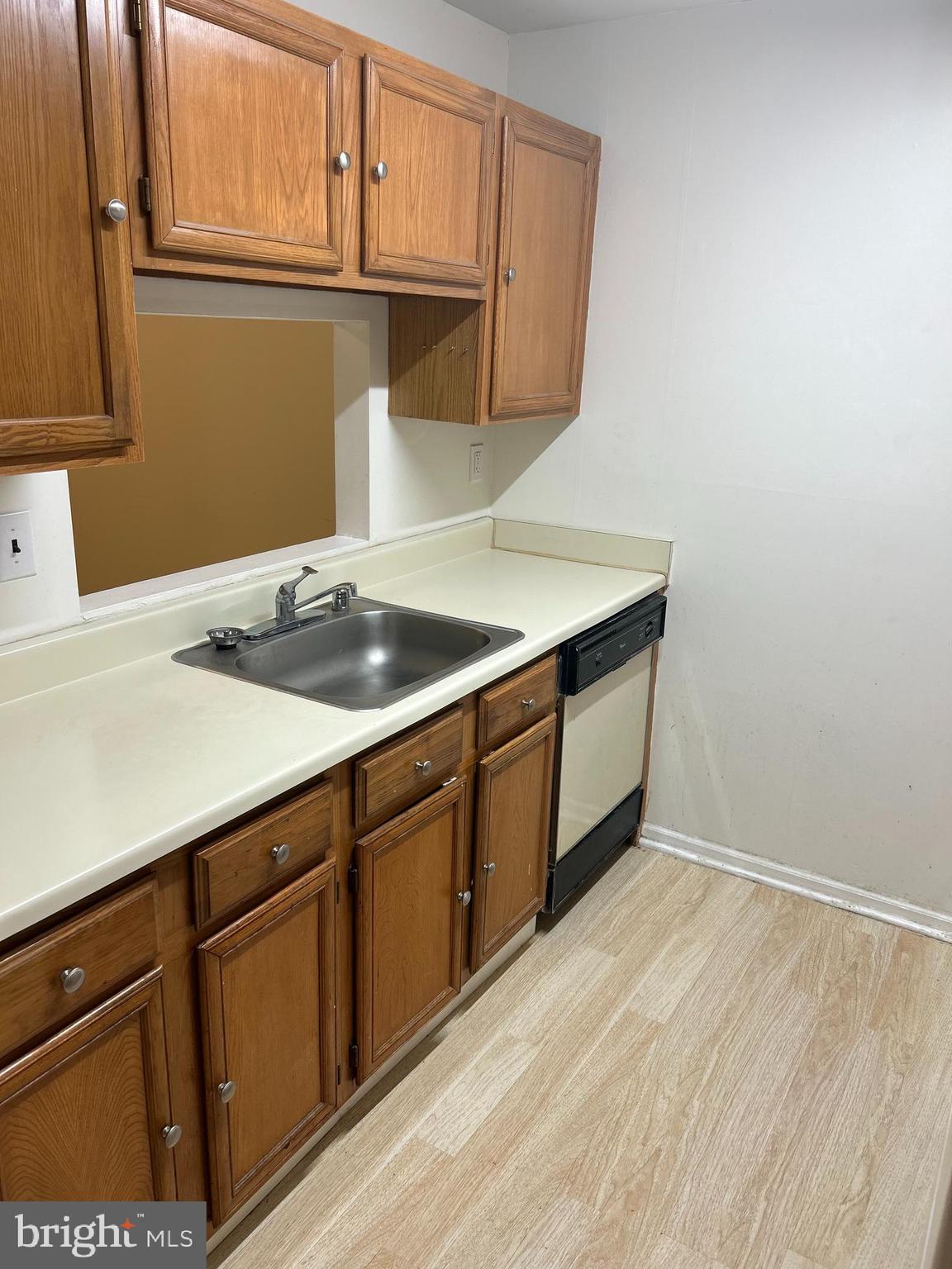 ASHTON CONDO - Residential