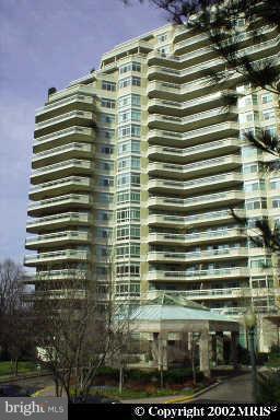 Beautifully renovated and decorated, including kitchen and baths. 2 parking spaces and storage.