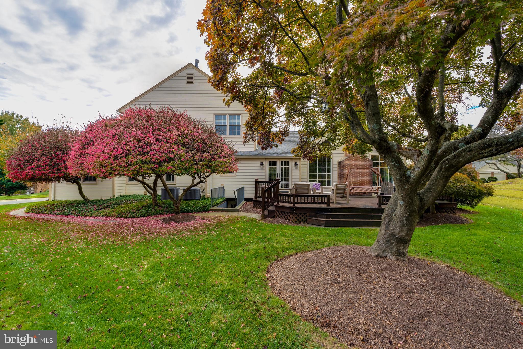 TIMBERLAWN - Residential