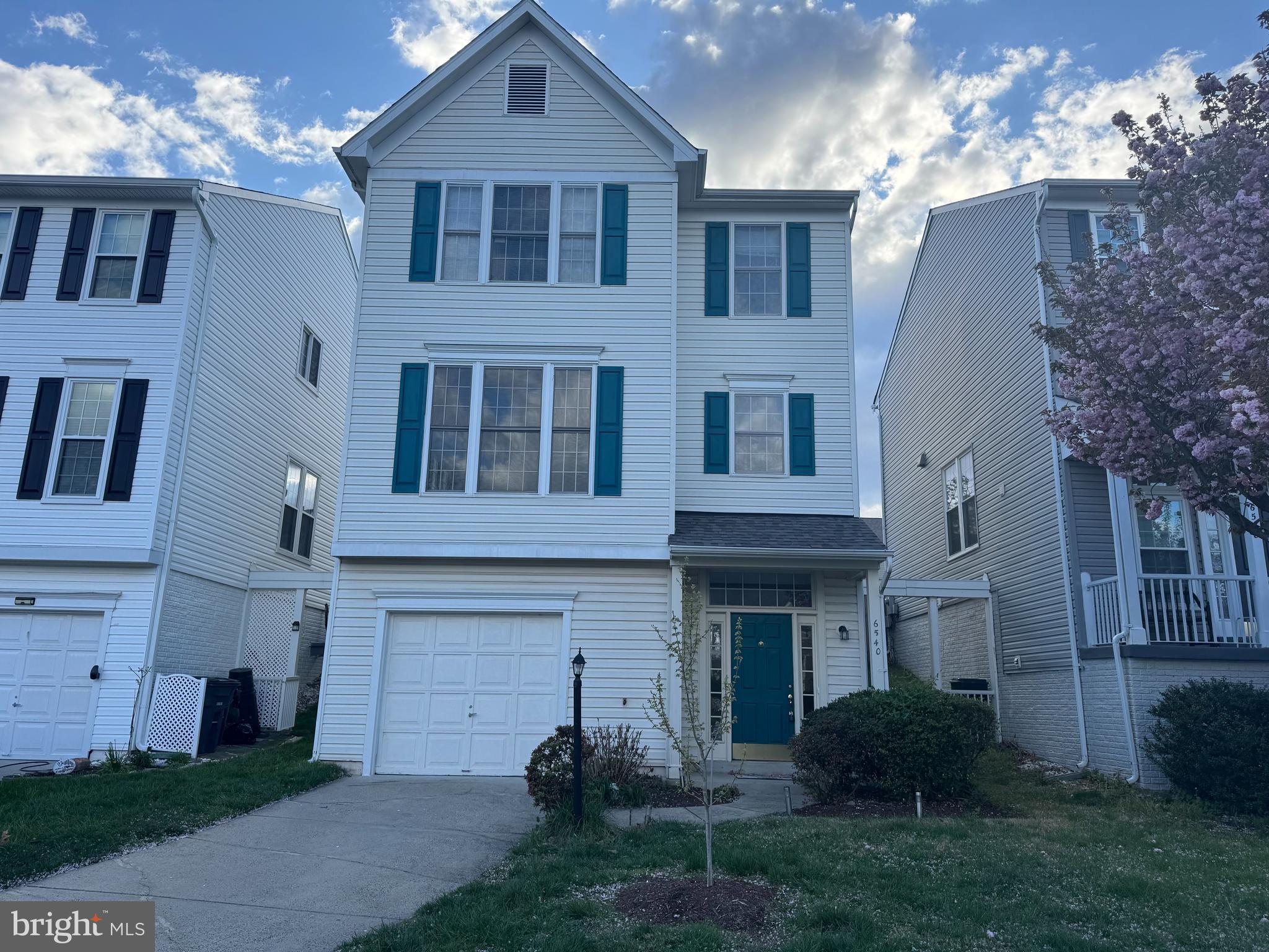 Great Single family home located in Centreville, VA near the intersection of ROUTE 28 & I-66.Hardwood Floors on entire Main Level, Granite counters in kitchen, stainless Steel appliances, upgraded tiles Master bathroom, Full bathroom in Lower level , Updated HVAC System, Windows, fenced private backyard, one car garage with driveway and street parking.