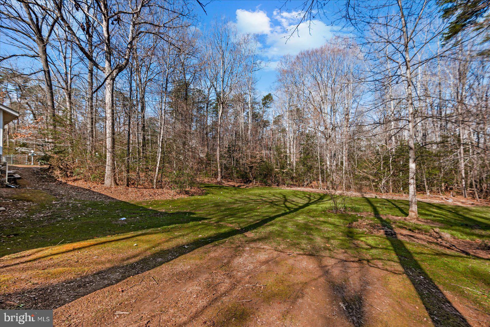 ROCKSHIRE BLUFF - Commercial Sale