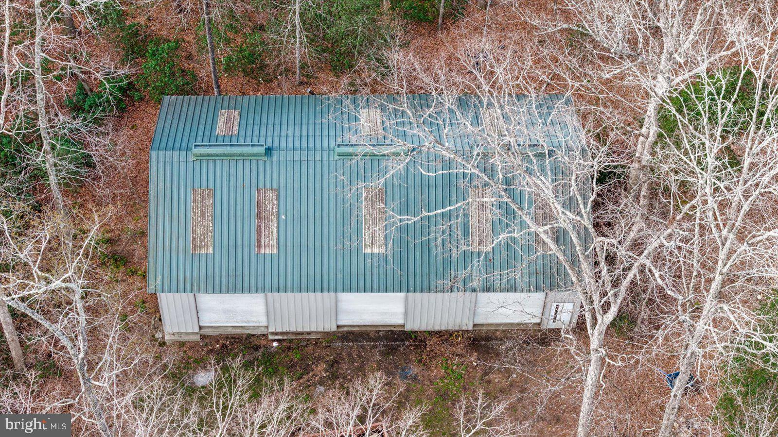 ROCKSHIRE BLUFF - Commercial Sale