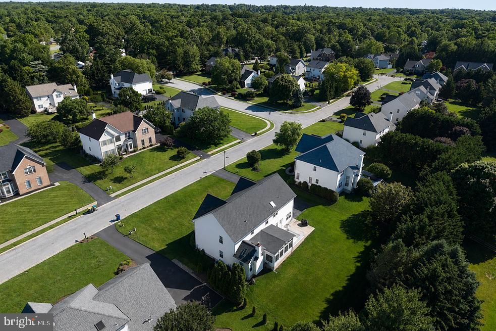 BROOKSTONE - Residential
