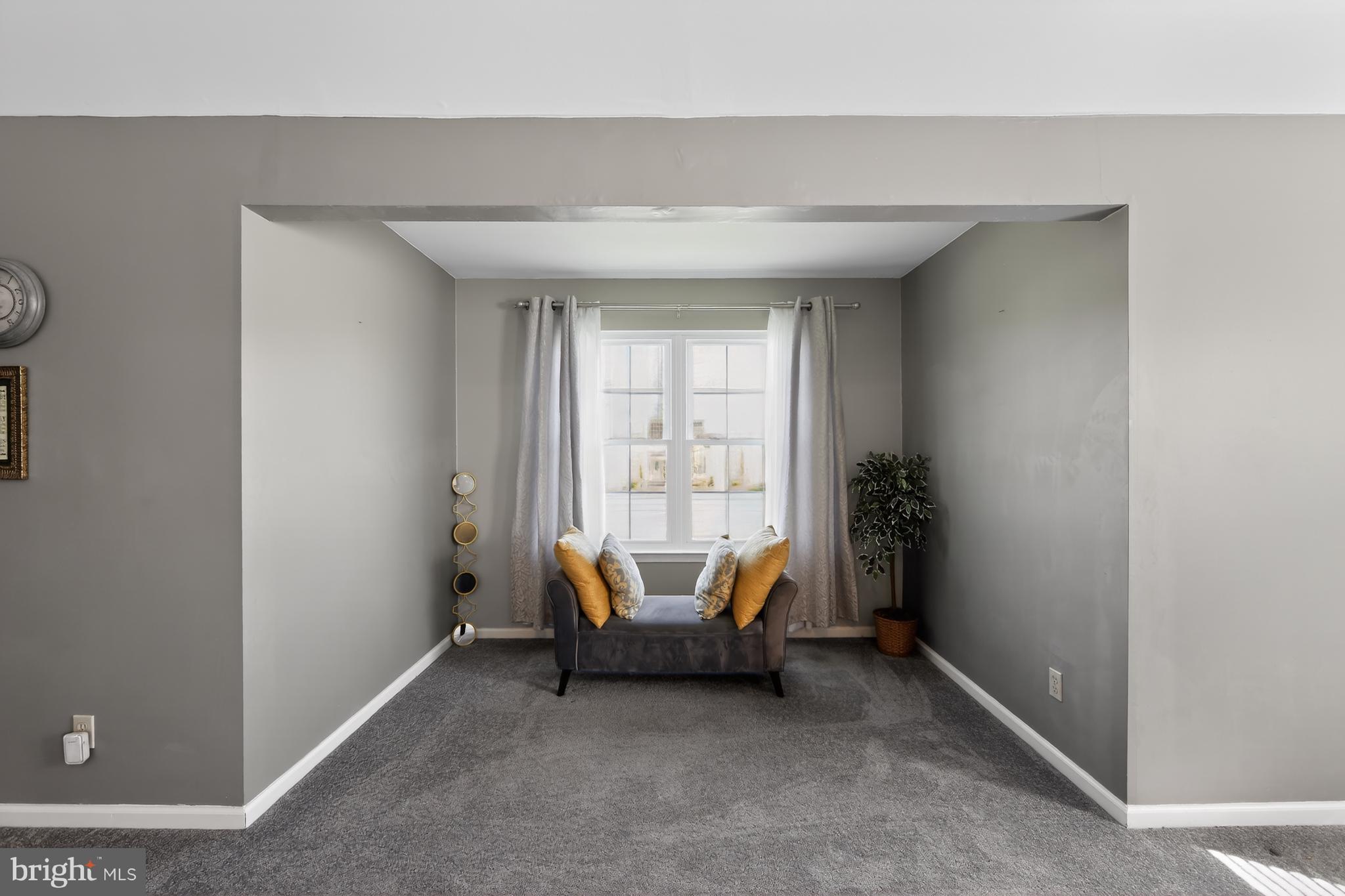 BROOKSTONE - Residential
