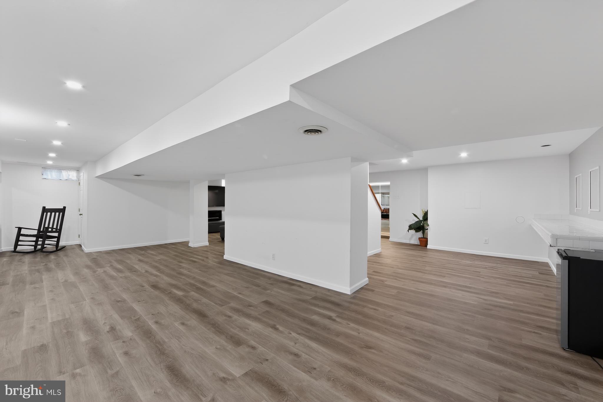 BROOKSTONE - Residential
