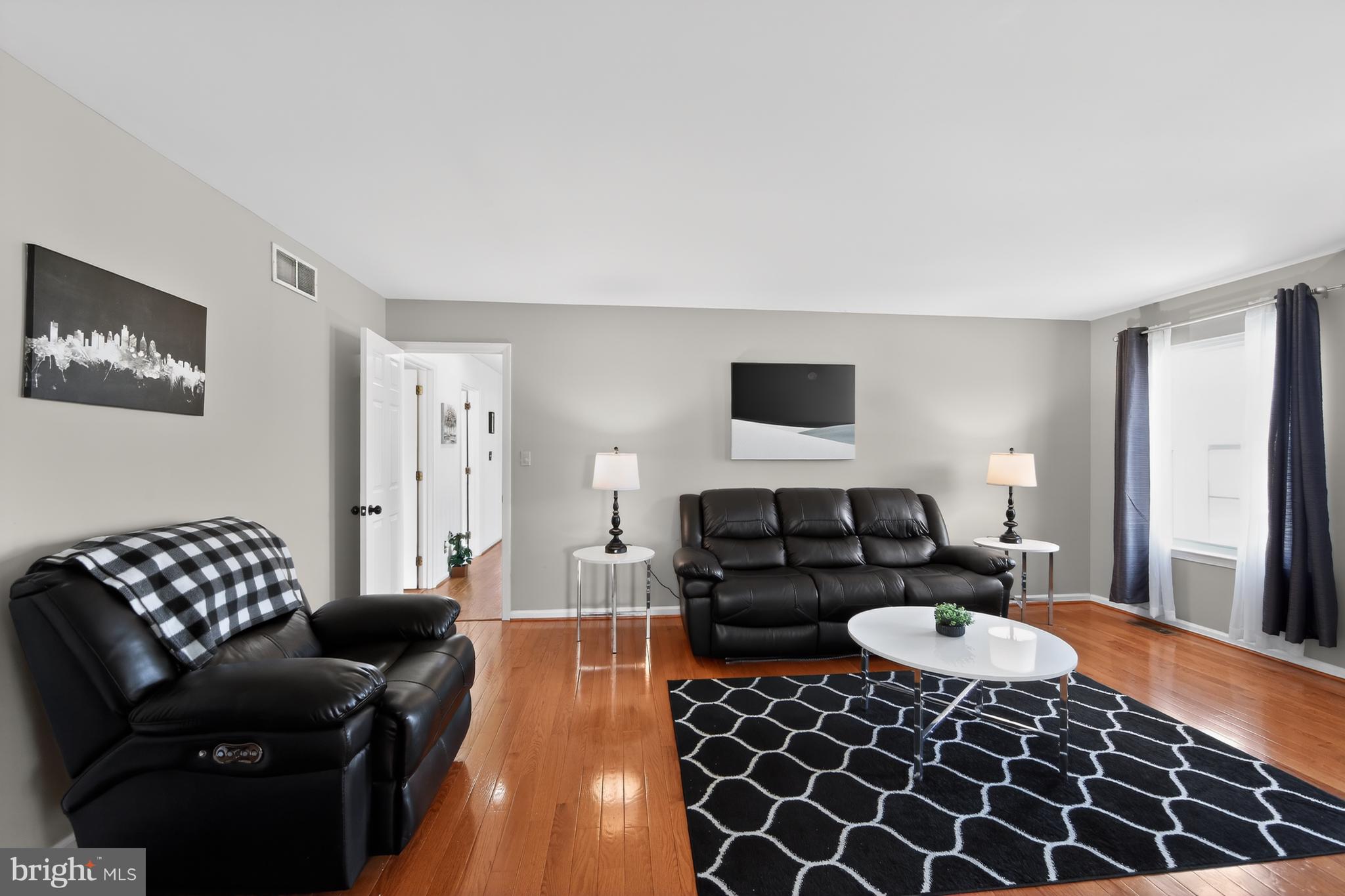 BROOKSTONE - Residential