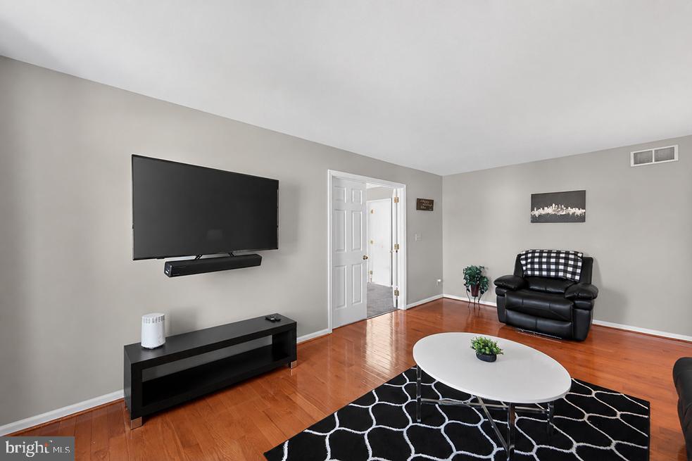 BROOKSTONE - Residential