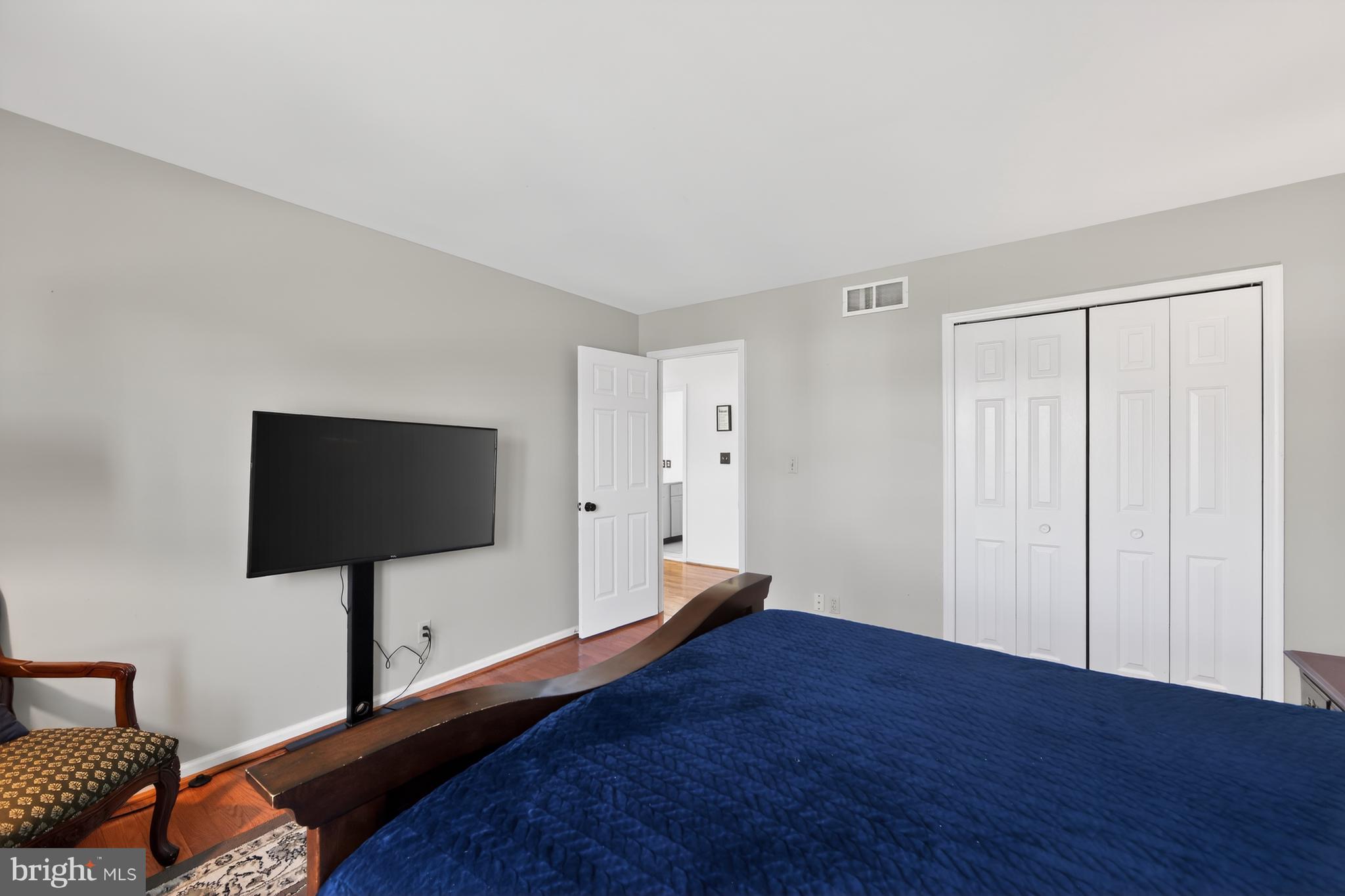 BROOKSTONE - Residential
