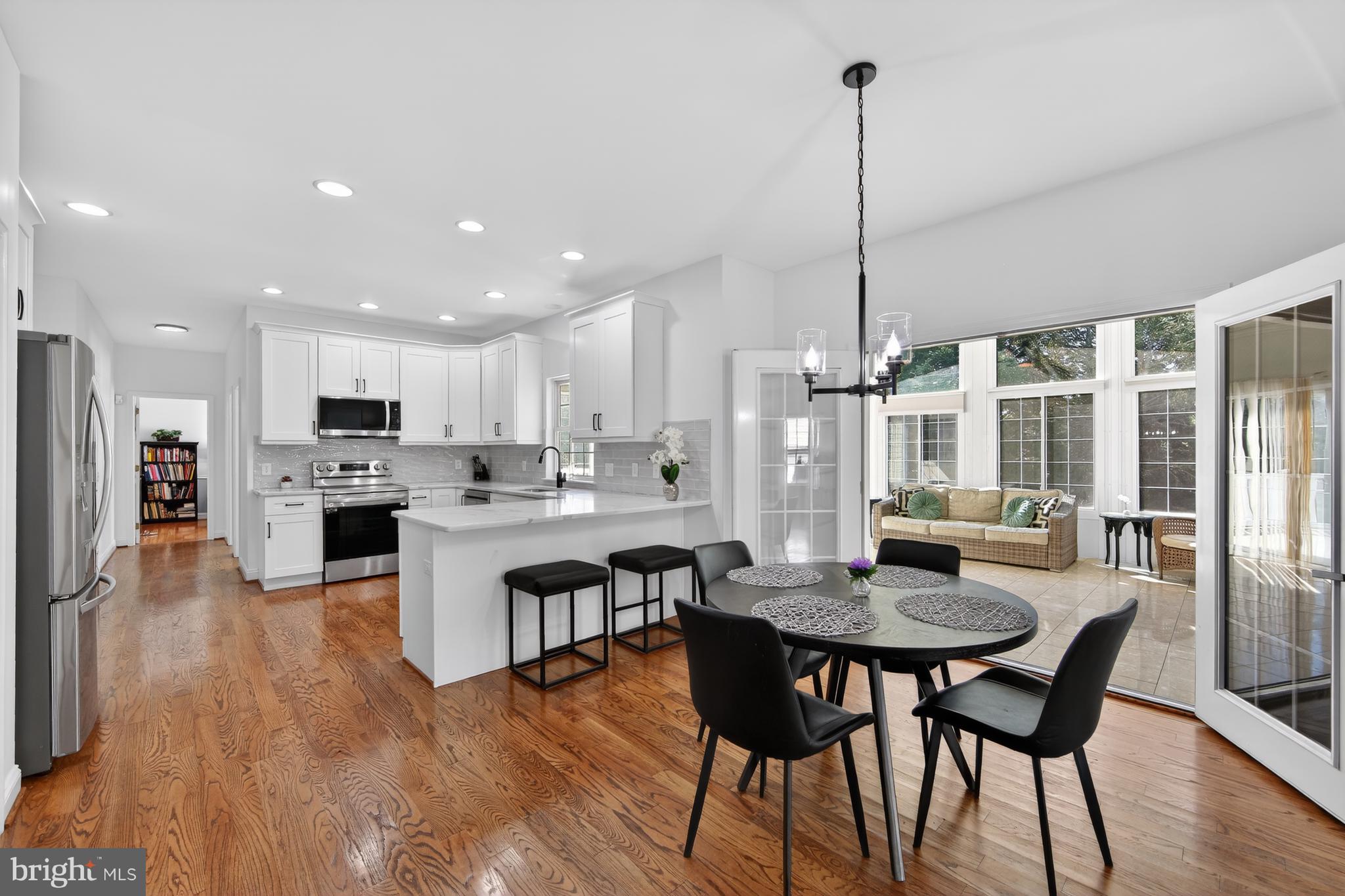 BROOKSTONE - Residential