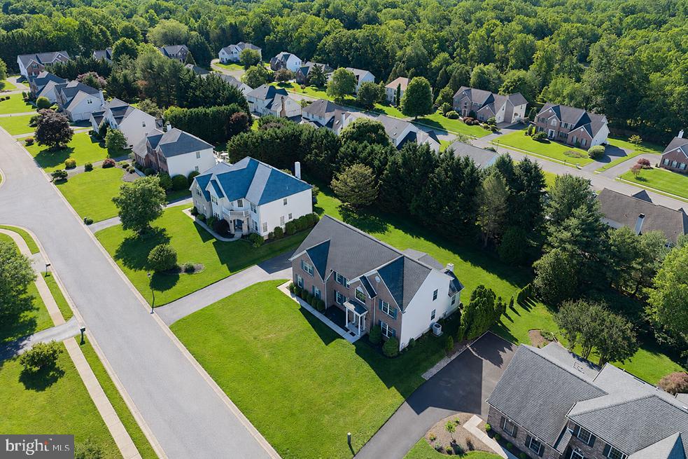 BROOKSTONE - Residential