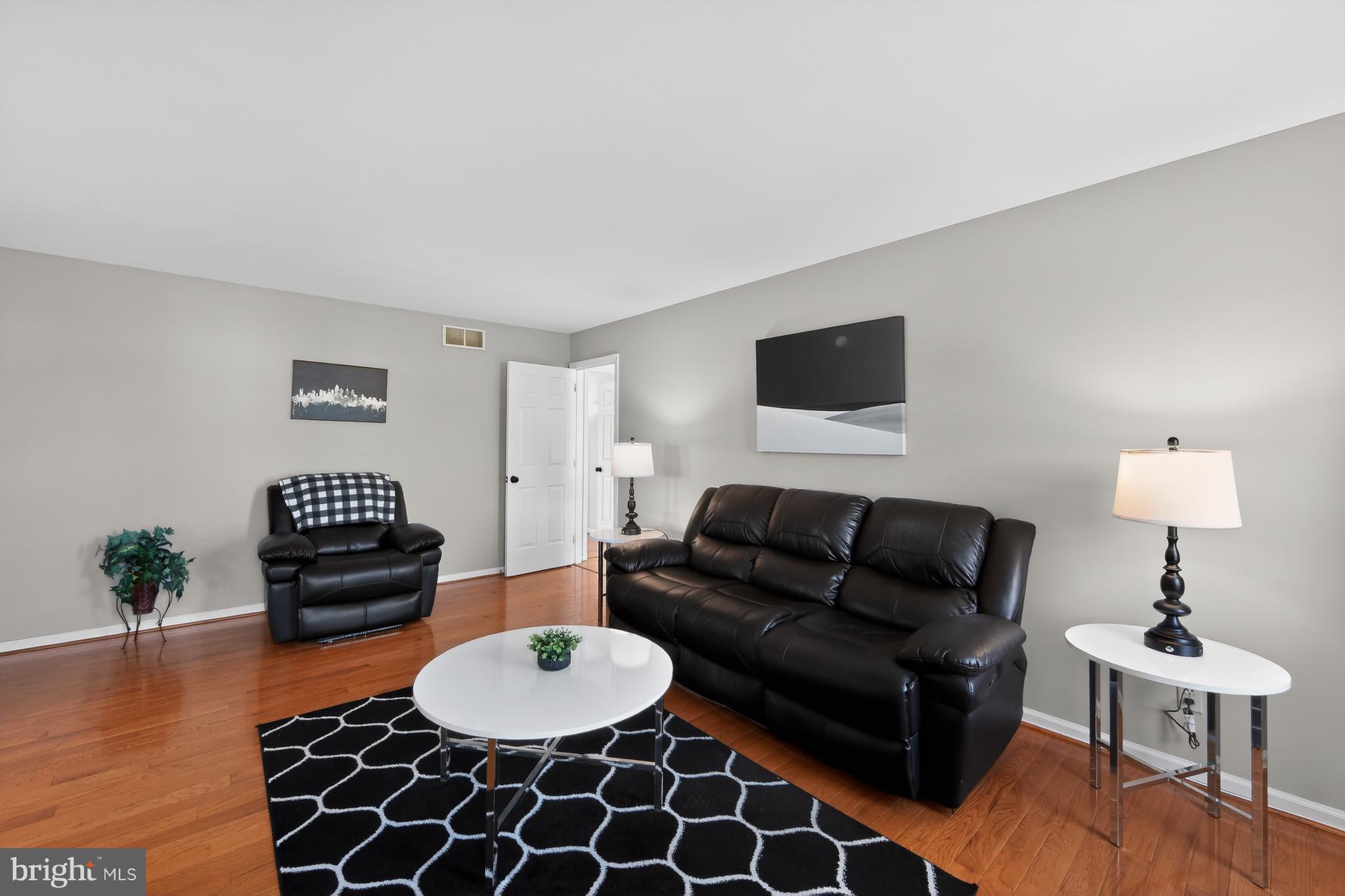 BROOKSTONE - Residential