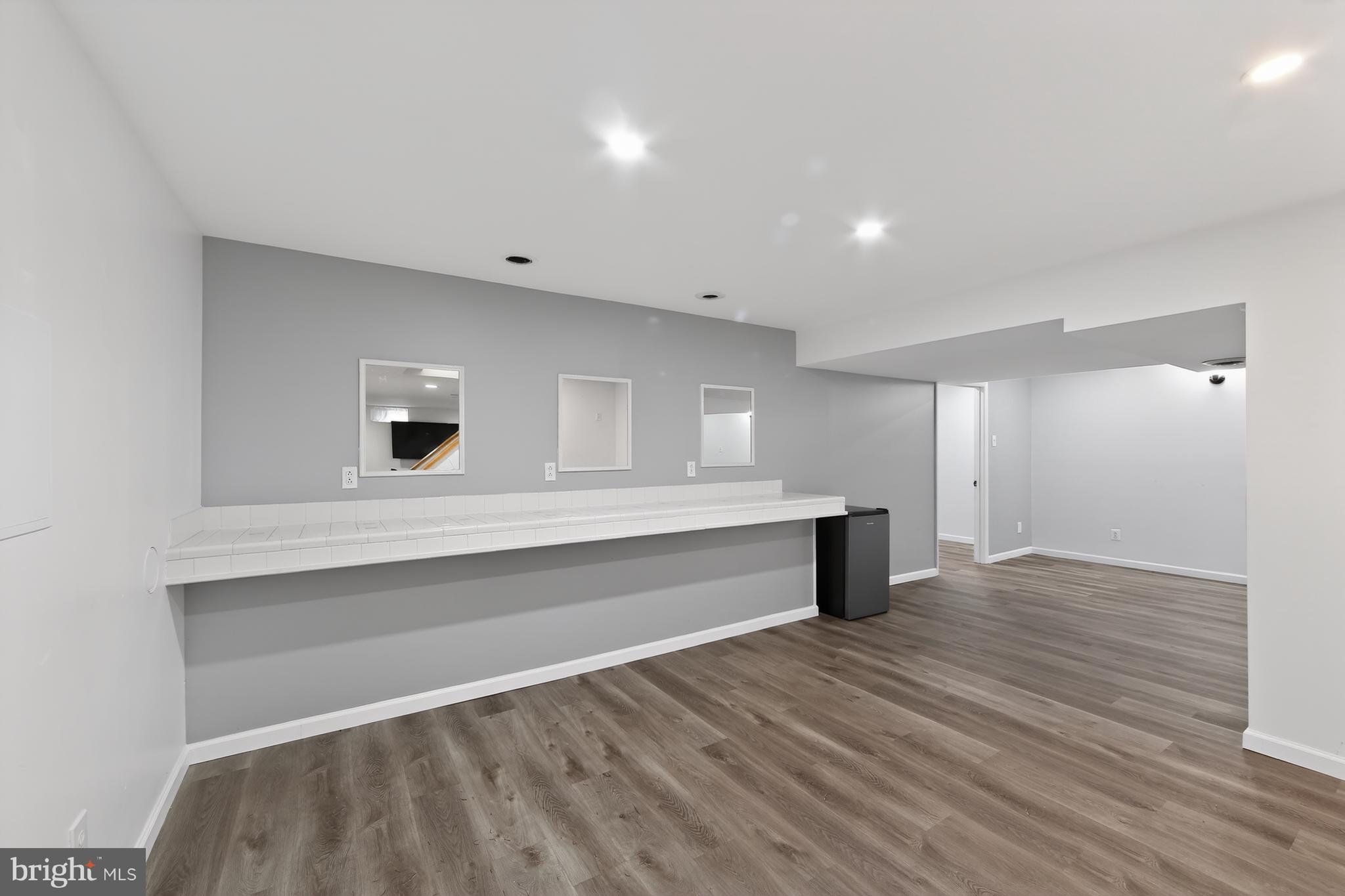 BROOKSTONE - Residential