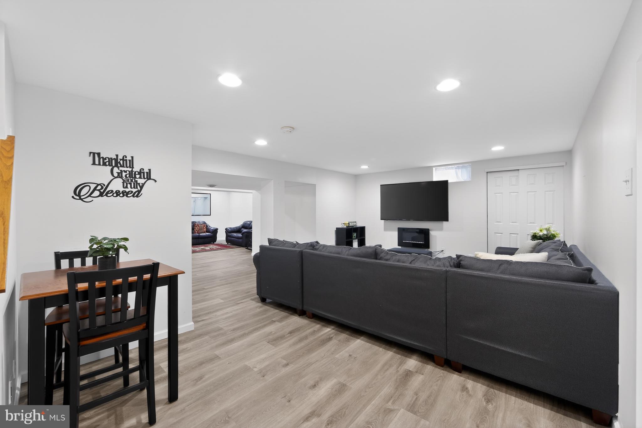 BROOKSTONE - Residential