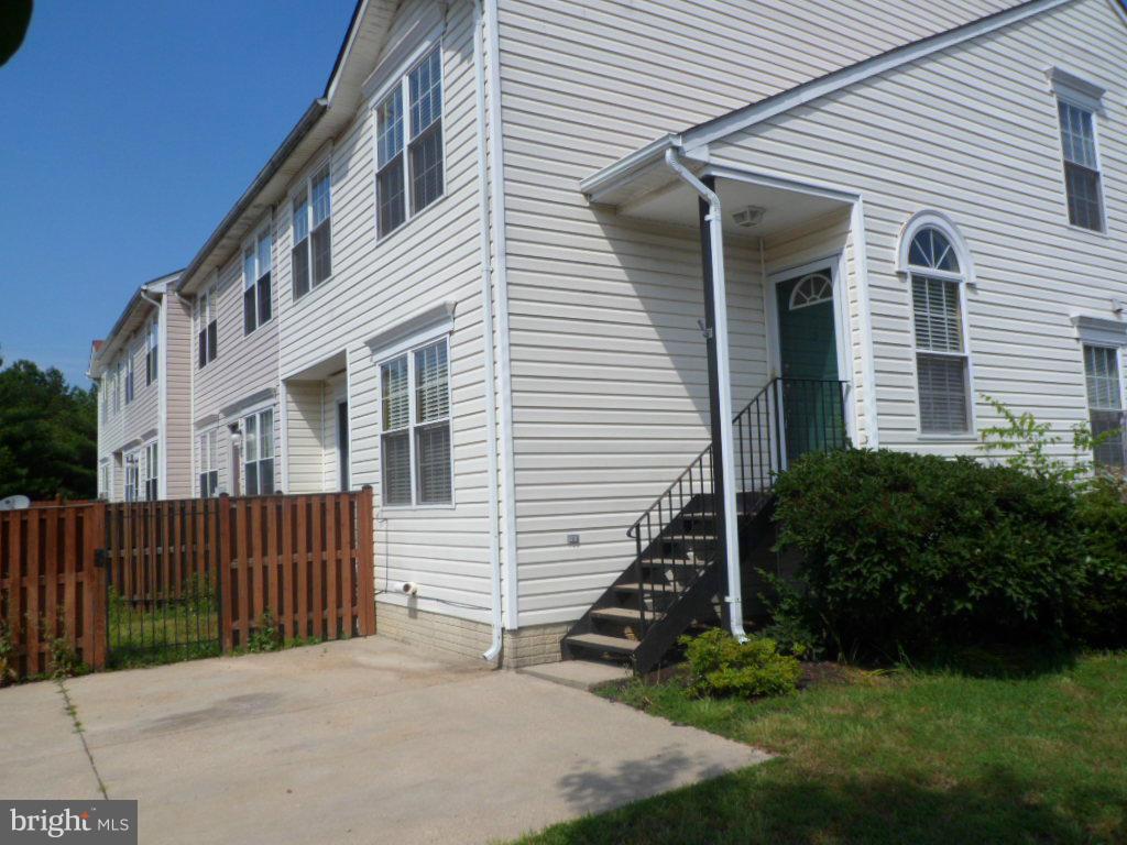 HICKORY HILLS - Residential Lease