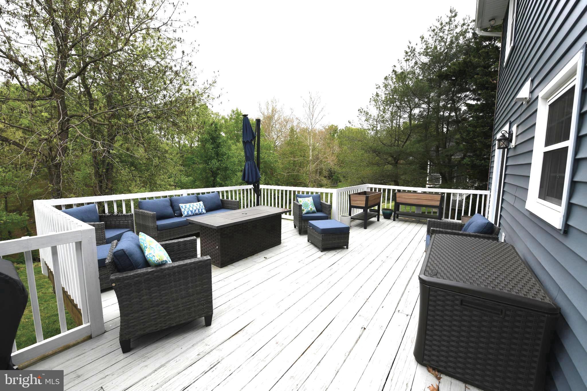 COUNTRY CLUB PARK - Residential