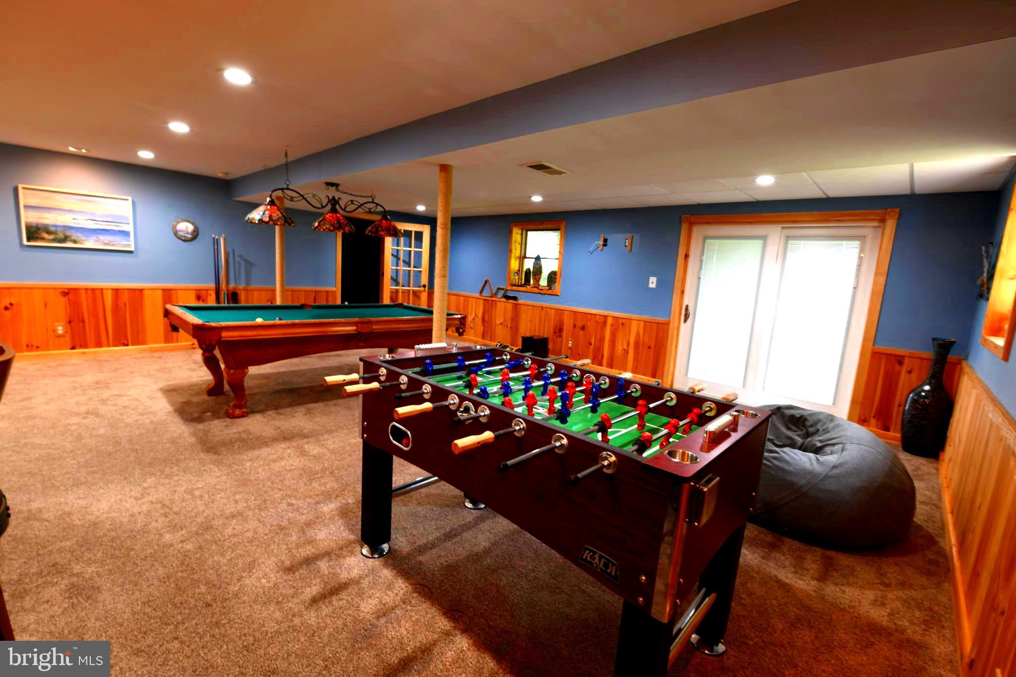 COUNTRY CLUB PARK - Residential