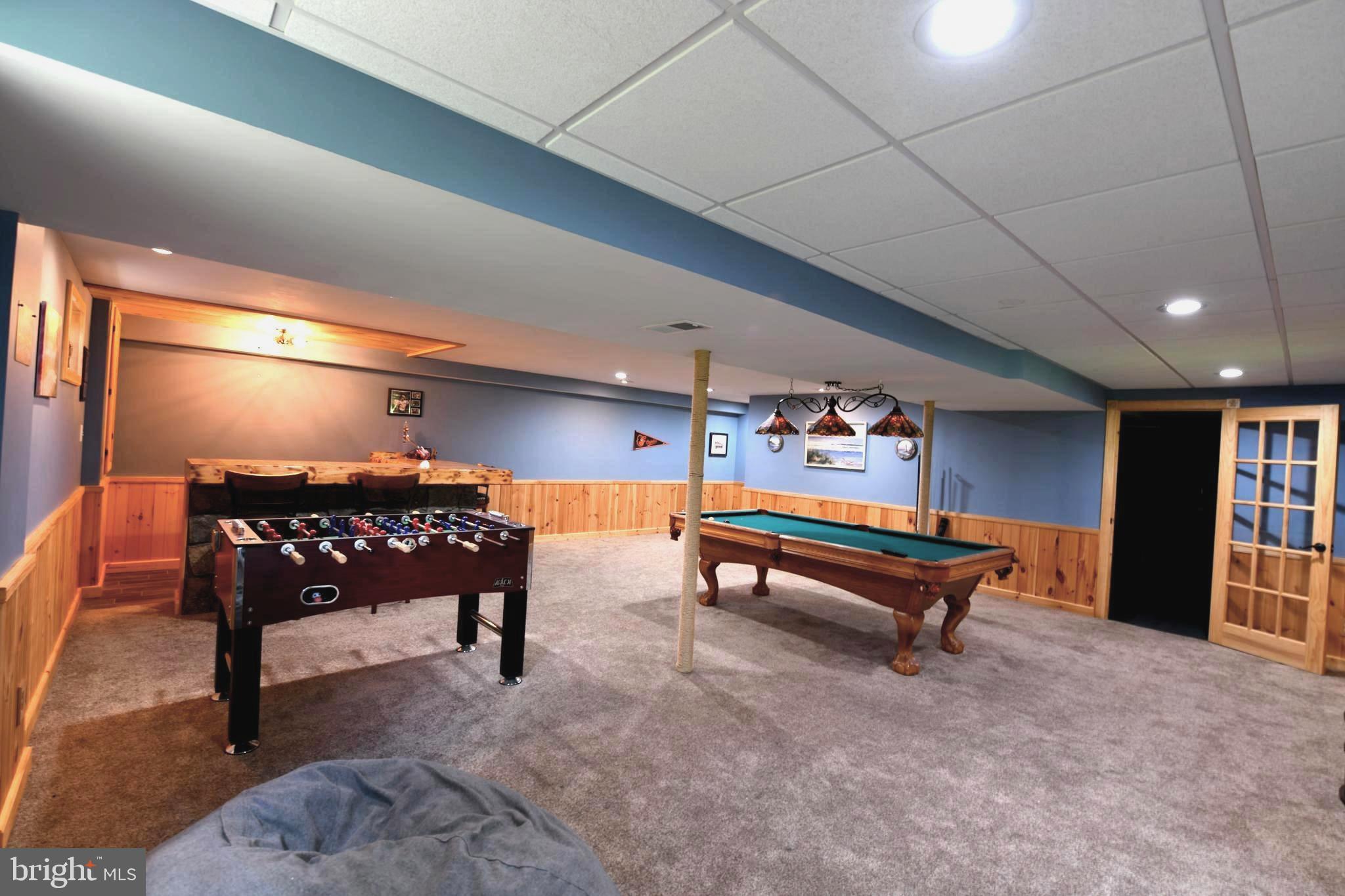 COUNTRY CLUB PARK - Residential