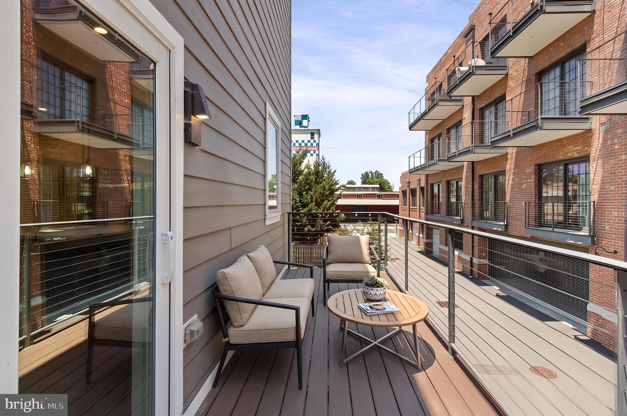 DARBYTOWN - Residential