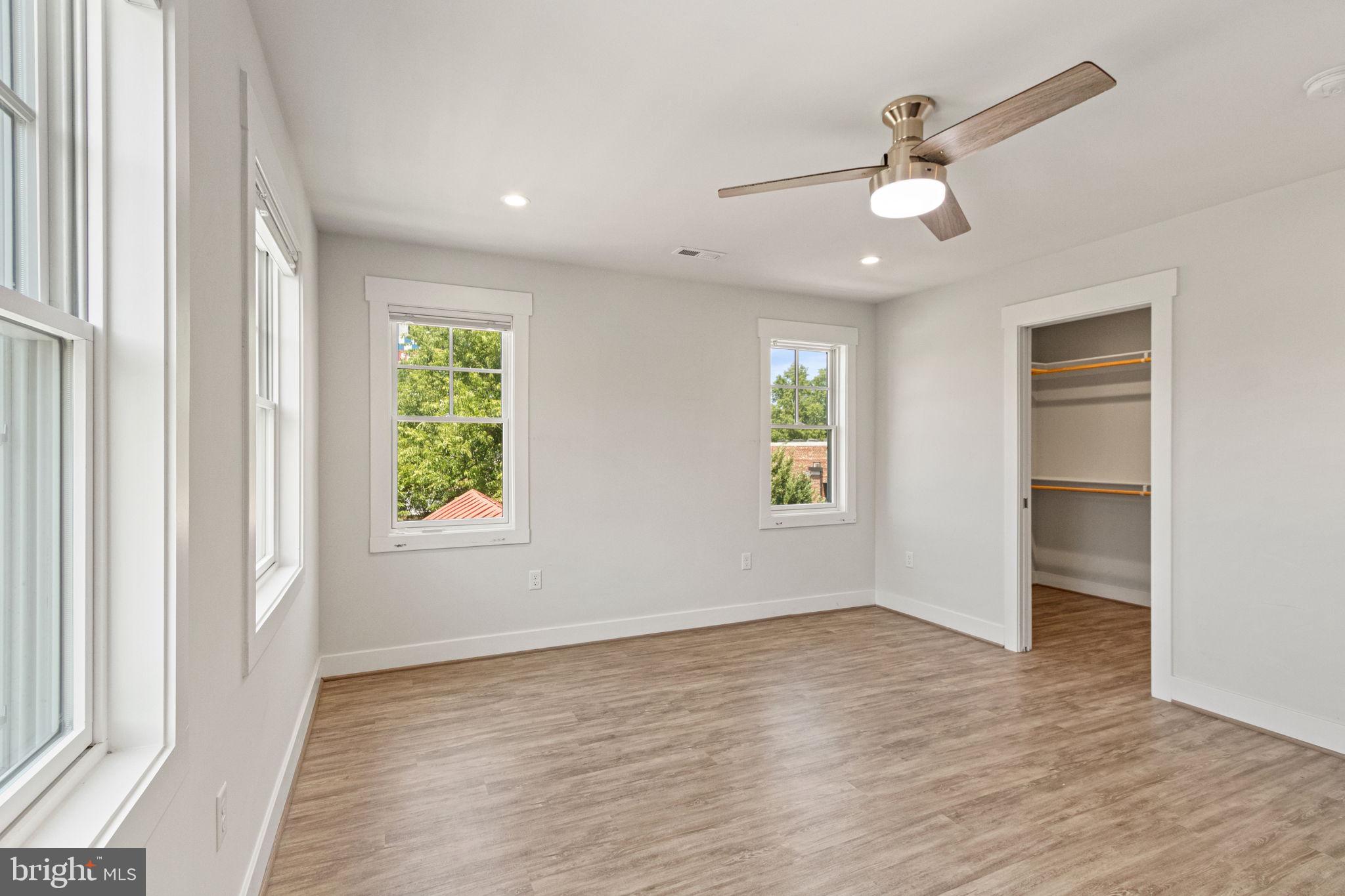 DARBYTOWN - Residential