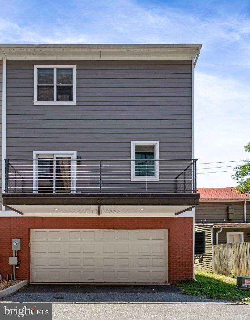 DARBYTOWN - Residential